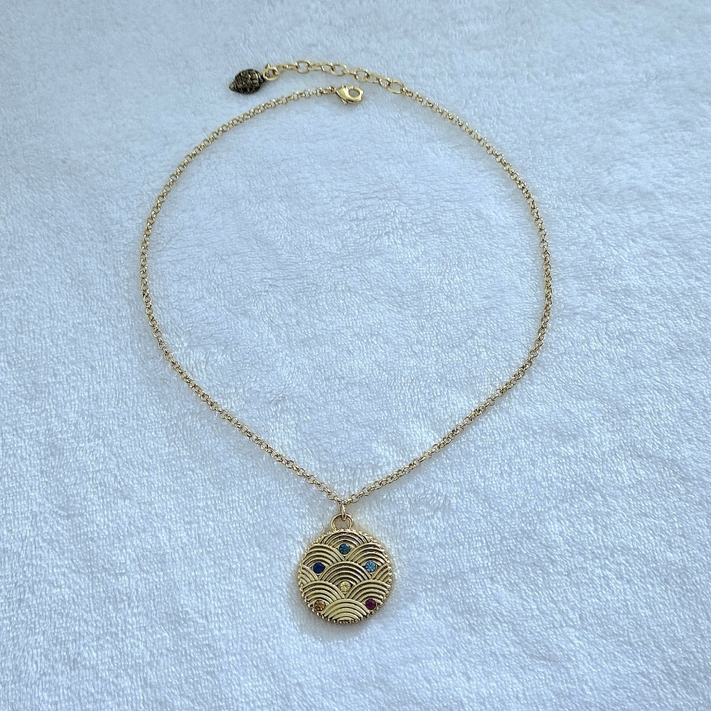 Kurt Geiger "Southbank Disc"📀 Pendant Necklace with Mutli Colored🌈 Crystals💎 - Picture 5 of 16